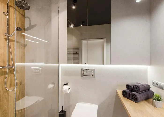 Legionow 66 Centrum Parking Klimatyzacja, Atlas Arena, Zoo, Aquapark *